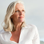 Typowe objawy menopauzy- jak sobie z nimi radzić?